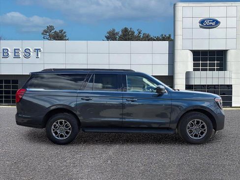 Used 2025 Ford Expedition Max Active image 11