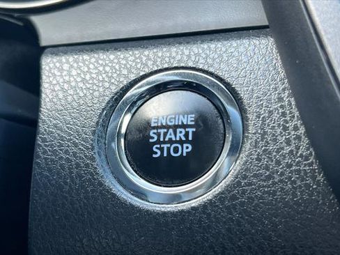 Certified 2024 Toyota Camry SE w/ Convenience Package image 22