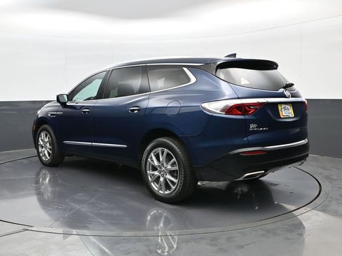 Used 2023 Buick Enclave Premium w/ Experience Buick Package FWD image 7