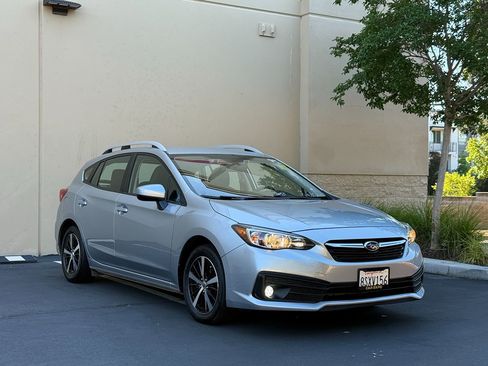 Used 2020 Subaru Impreza 2.0i Premium AWD/4WD image 2