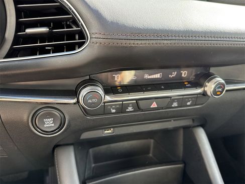 Used 2019 MAZDA MAZDA3 Hatchback w/ Preferred Package image 51