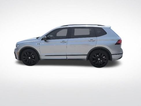 Used 2020 Volkswagen Tiguan SE R-Line image 11