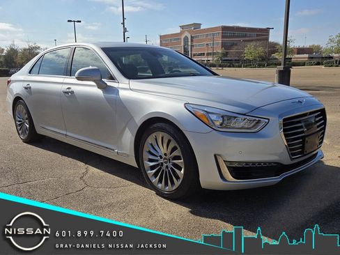 Used 2018 Genesis G90 3.3T Premium image 1