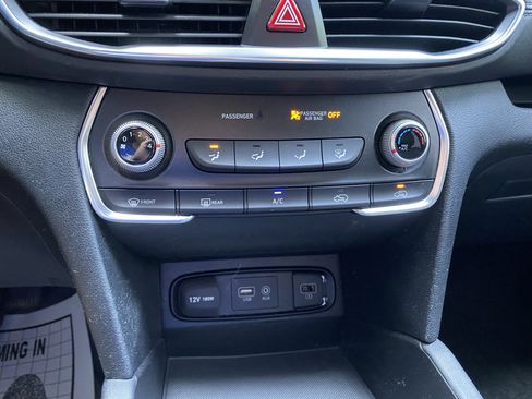 Used 2019 Hyundai Santa Fe SE AWD/4WD image 27