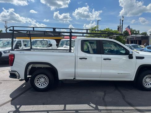 Used 2022 GMC Sierra 1500 Pro w/ 1SA Safety Plus Package AWD/4WD image 5