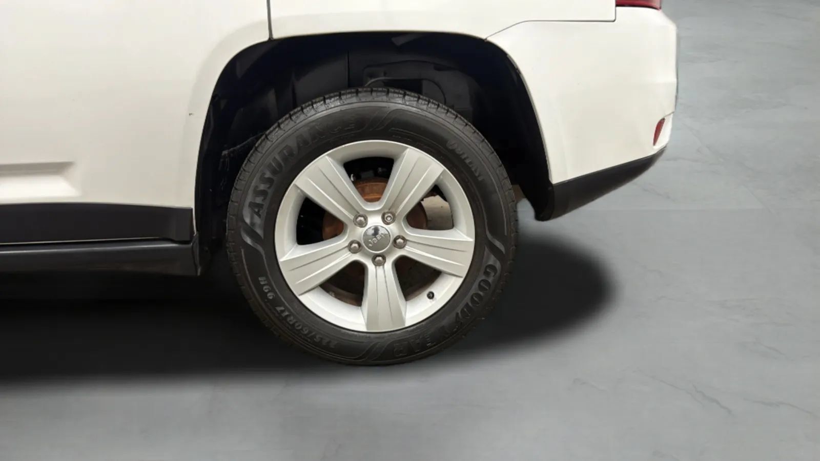 Used 2016 Jeep Compass Sport w/ Power Value Group FWD image 25