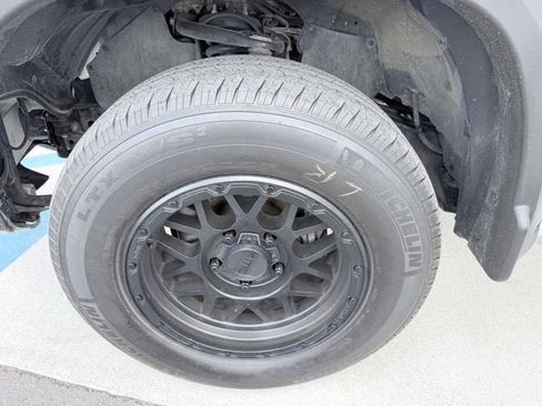 Used 2021 Toyota Tundra SR5 AWD/4WD image 25