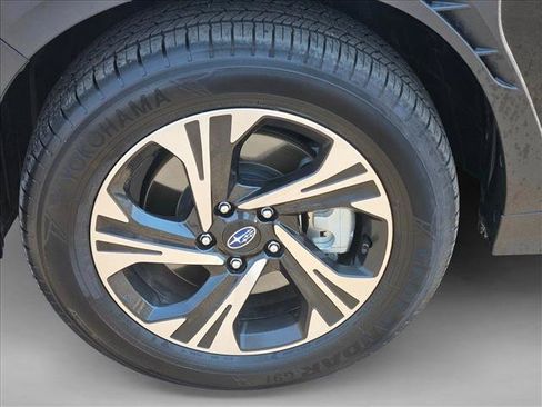 Certified 2025 Subaru Crosstrek 2.5i Premium AWD/4WD image 19