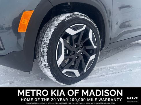 Used 2025 Kia Seltos SX image 10