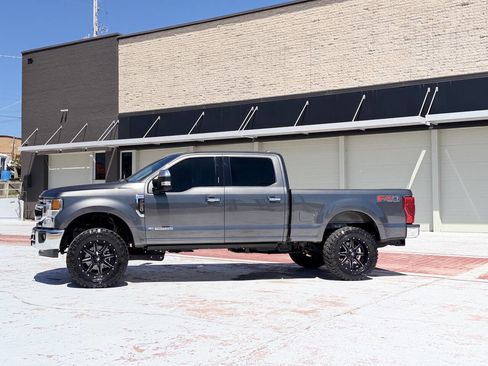 Used 2020 Ford F250 XLT w/ XLT Premium Package AWD/4WD image 2