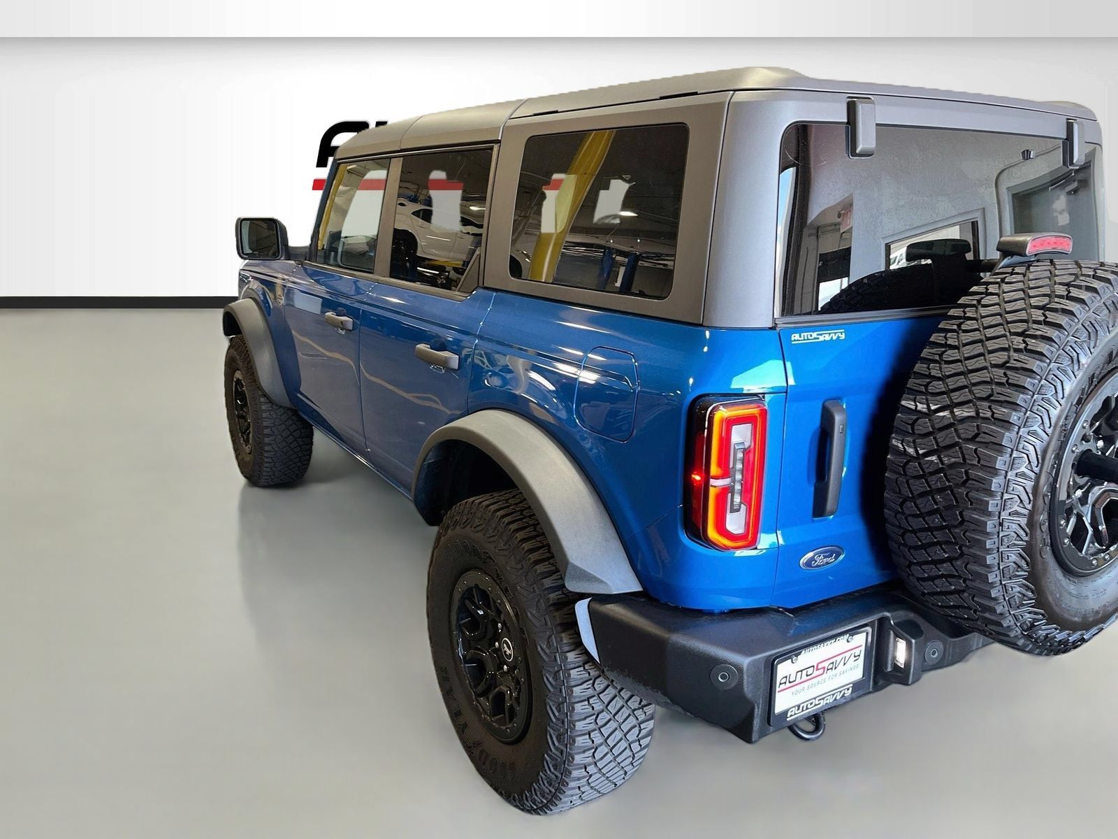 Used 2023 Ford Bronco Wildtrak AWD/4WD image 5