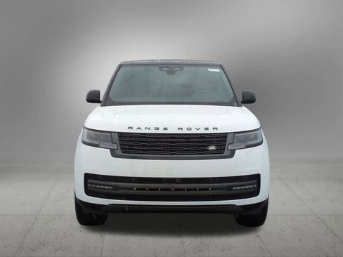 New 2025 Land Rover Range Rover SE image 9