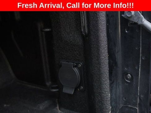 Used 2023 GMC Sierra 1500 AT4 w/ Technology Package AWD/4WD image 17