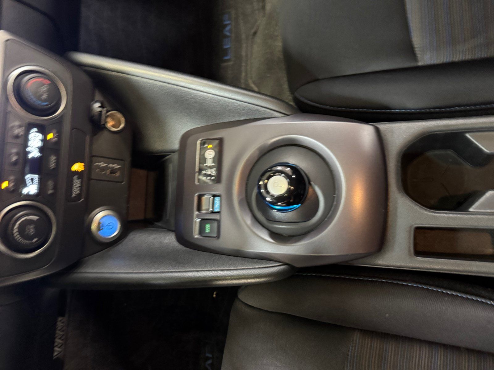Used 2022 Nissan Leaf S FWD image 15