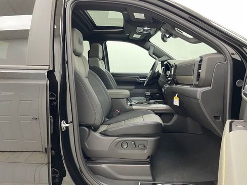 New 2026 Chevrolet Silverado 1500 ZR2 image 18