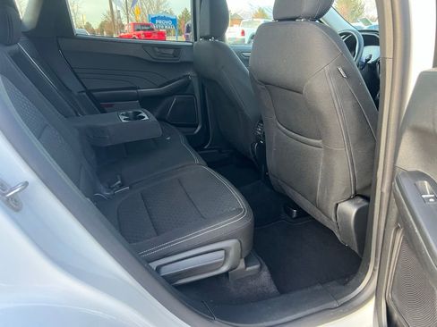 Used 2025 Ford Escape Active image 17