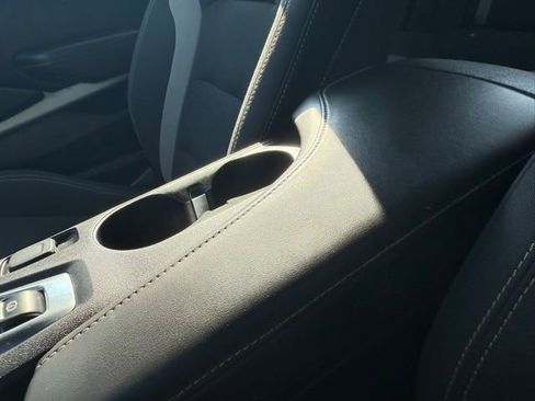 Used 2021 Chevrolet Camaro LT image 26