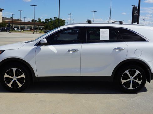 Used 2016 Kia Sorento EX w/ EX Premium Package FWD image 5