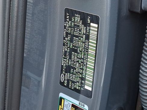 Certified 2025 Hyundai Kona SEL AWD/4WD image 29