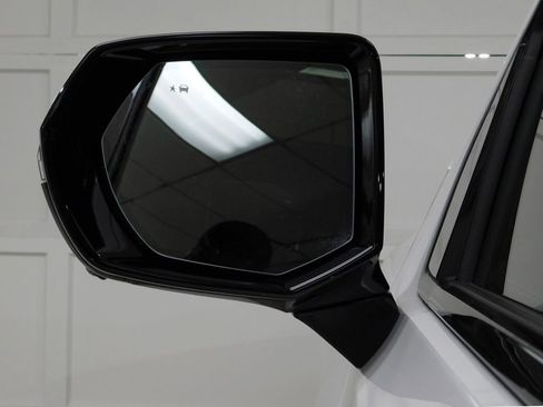 Used 2024 Cadillac Escalade ESV Sport w/ LPO, ONYX Package image 23