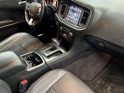 Used 2018 Dodge Charger GT image 14