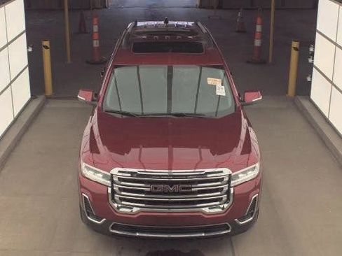 Used 2023 GMC Acadia SLE w/ Driver Convenience Package image 5