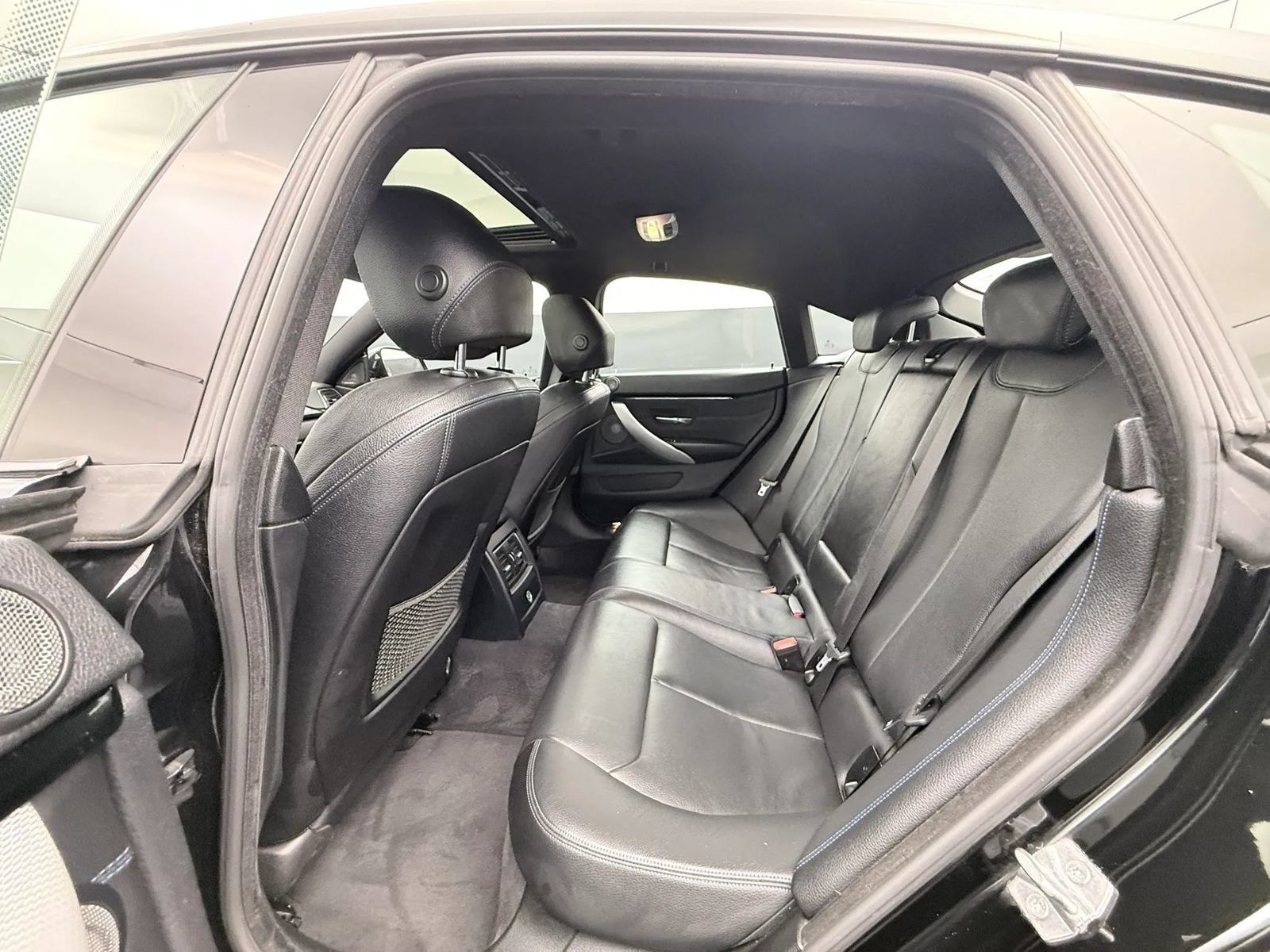 Used 2020 BMW 440i Gran Coupe xDrive w/ M Sport Package AWD/4WD image 26