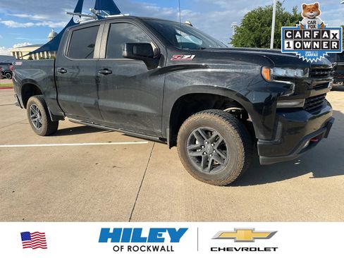 Used 2021 Chevrolet Silverado 1500 LT Trail Boss w/ Convenience Package II AWD/4WD image 1