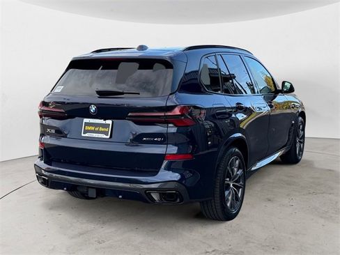 Used 2026 BMW X5 xDrive40i w/ M Sport Package image 7