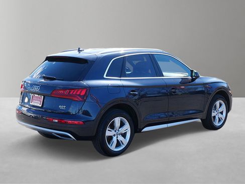 Used 2018 Audi Q5 2.0T Premium Plus w/ Premium Plus Package AWD/4WD image 4