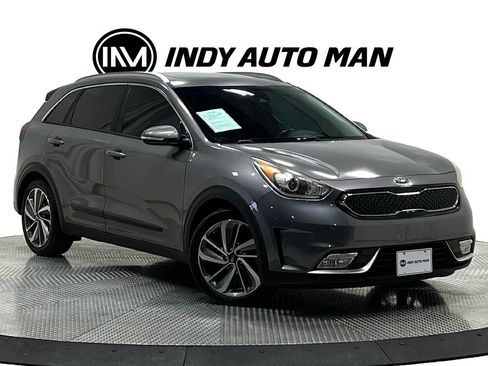 Used 2018 Kia Niro Touring FWD image 2