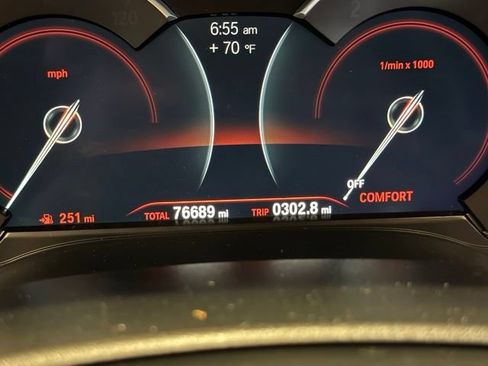Used 2019 BMW 530i w/ Convenience Package RWD image 12