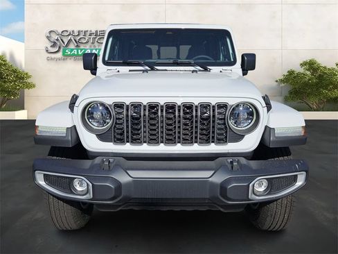 New 2026 Jeep Gladiator Sport AWD/4WD image 8
