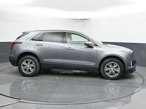Used 2021 Cadillac XT5 Premium Luxury w/ LPO, Floor Liner Package AWD/4WD image 4