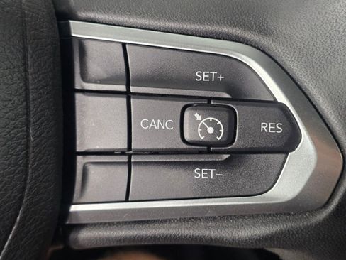 Used 2023 Jeep Compass Altitude image 27