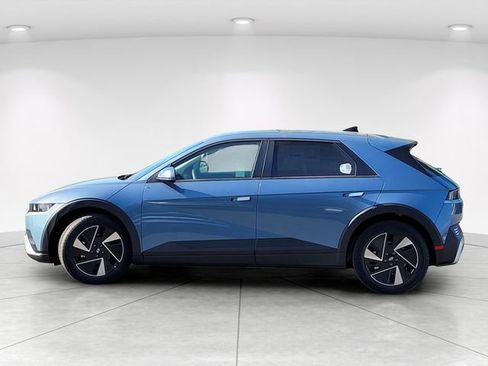 New 2026 Hyundai Ioniq 5 SEL RWD image 7