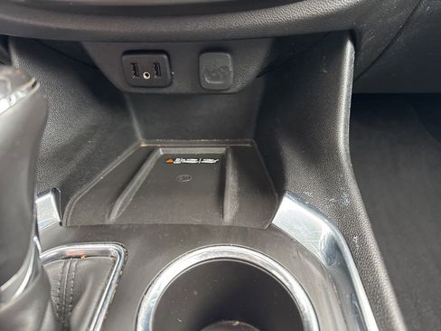 Certified 2018 Chevrolet Traverse Premier image 33