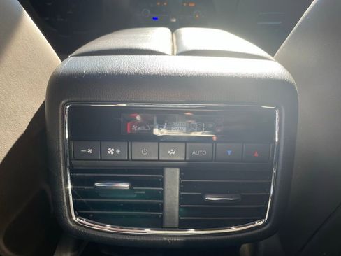 Used 2022 MAZDA CX-9 Signature image 24