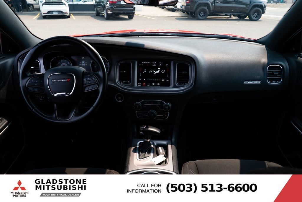 Used 2023 Dodge Charger SXT RWD image 9