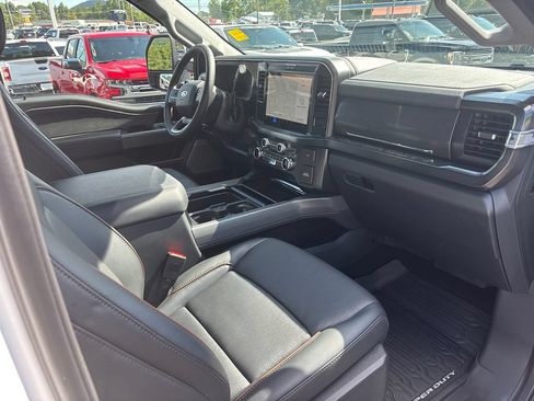 Used 2026 Ford F350 Lariat w/ Chrome Package AWD/4WD image 11