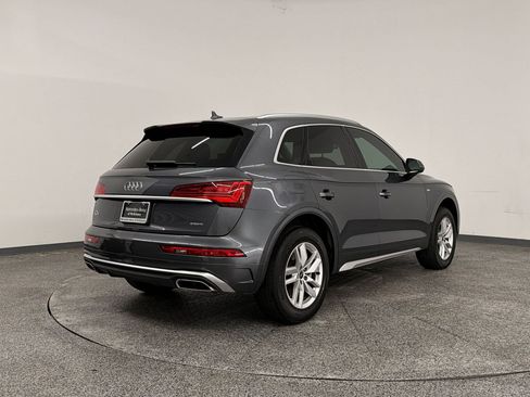 Used 2023 Audi Q5 2.0T Premium w/ Convenience Package AWD/4WD image 9