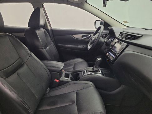 Used 2020 Nissan Rogue Sport SL FWD image 21