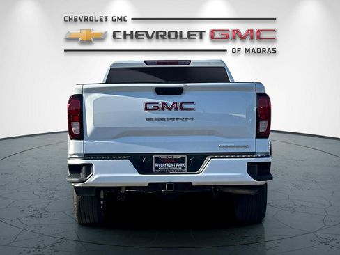 Used 2025 GMC Sierra 1500 Elevation image 4