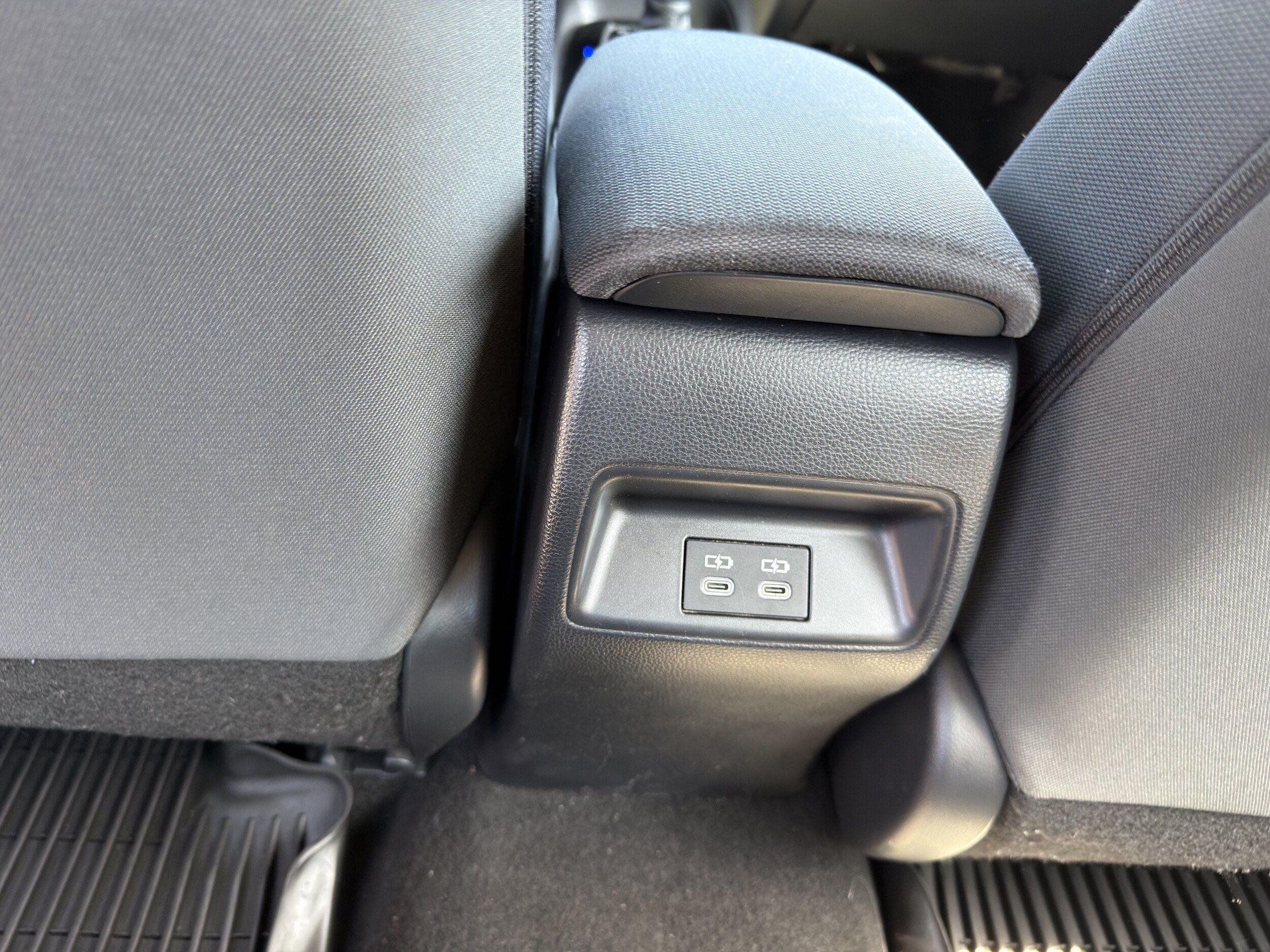 Used 2024 Toyota Corolla LE FWD image 20