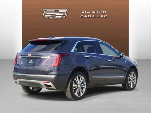 Used 2025 Cadillac XT5 Premium Luxury image 5
