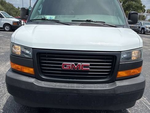 Used 2019 GMC Savana 2500 w/ Driver Convenience Package RWD image 9