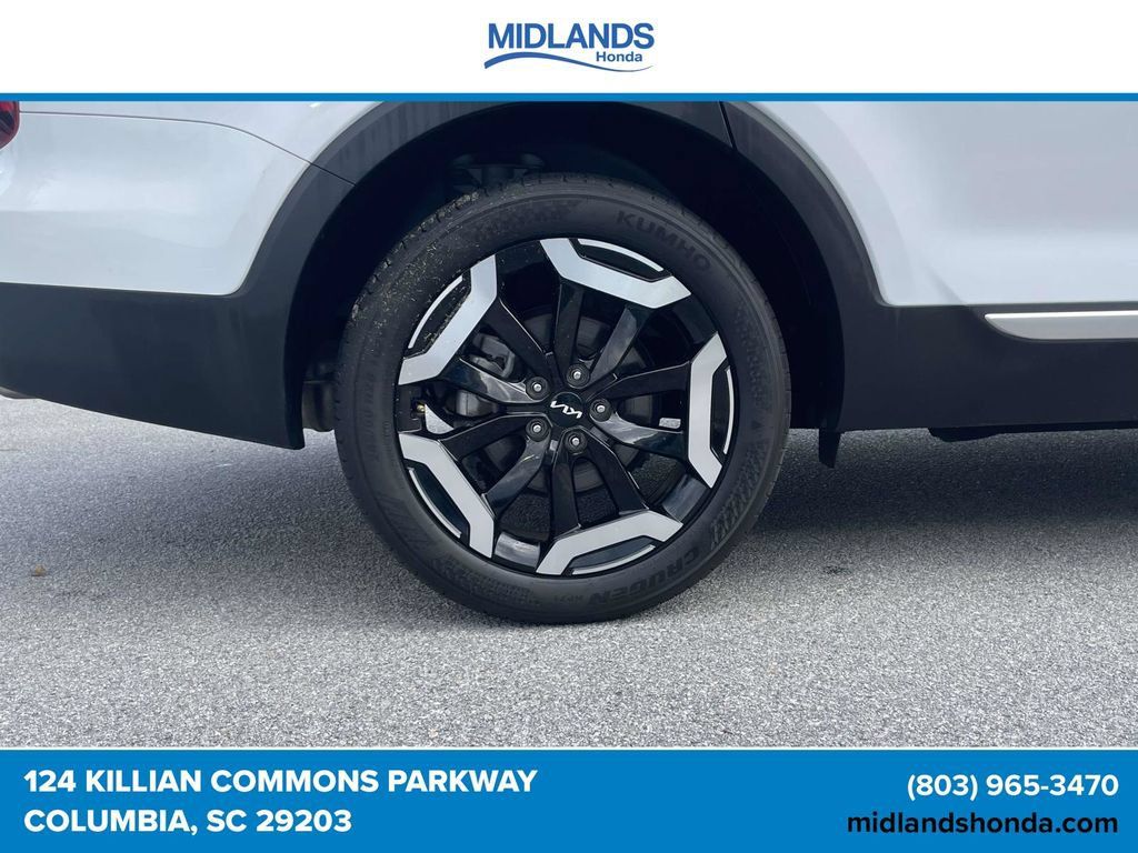 Used 2025 Kia Telluride S FWD image 7
