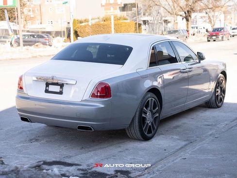 Used 2018 Rolls-Royce Ghost image 25