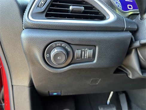 New 2026 Chrysler Pacifica Select image 34