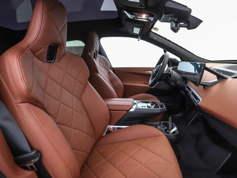 New 2026 BMW iX xDrive60 w/ M Sport Package AWD/4WD image 31